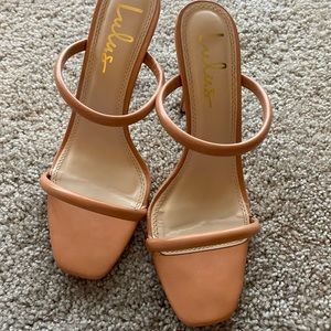 Lulus tan stiletto heel